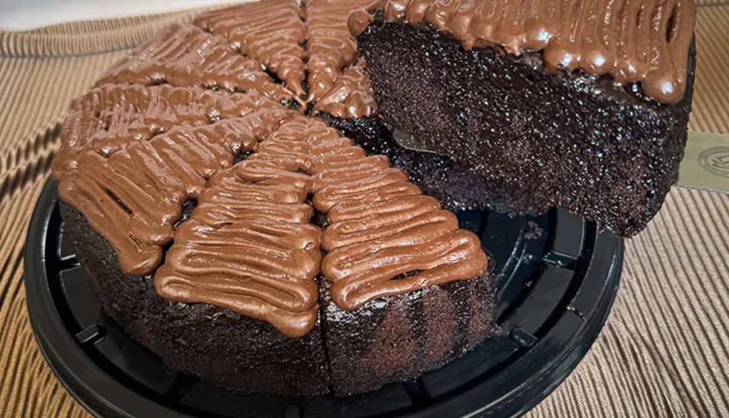 تزیین کیک خیس