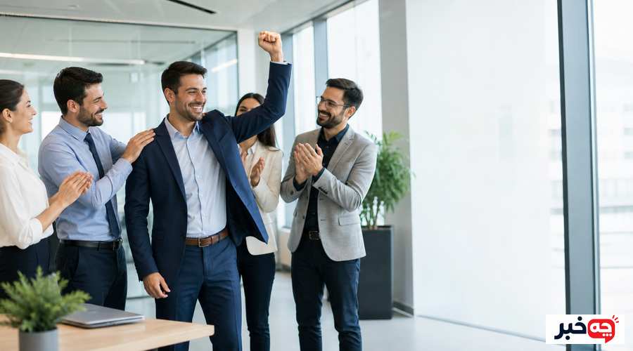متن تبریک ترفیع شغلی همکار؛ بهترین پیام‌ها برای چت، کارت و تبریک حضوری