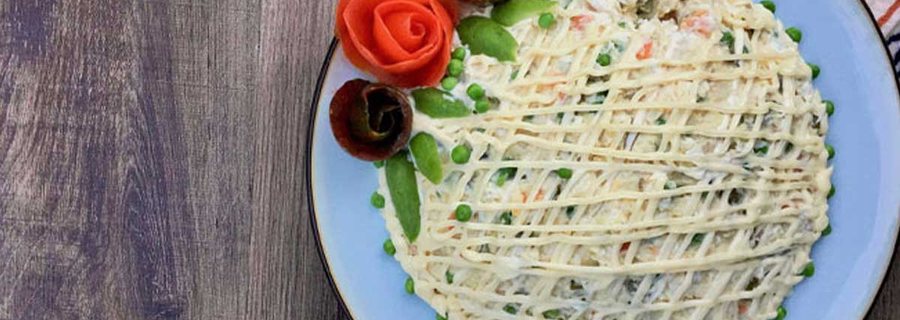 طرز تهیه سالاد الویه خانگی؛ مقدار مواد و نکتههای نگهداری